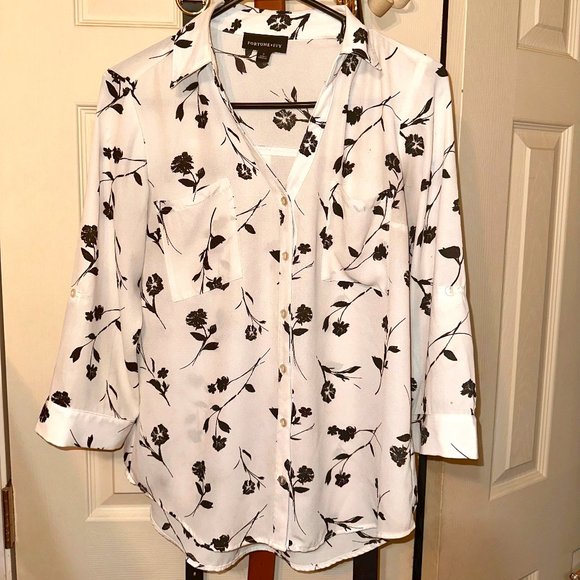 Fortune + Ivy Christelle Button Down Blouse - Picture 7 of 10